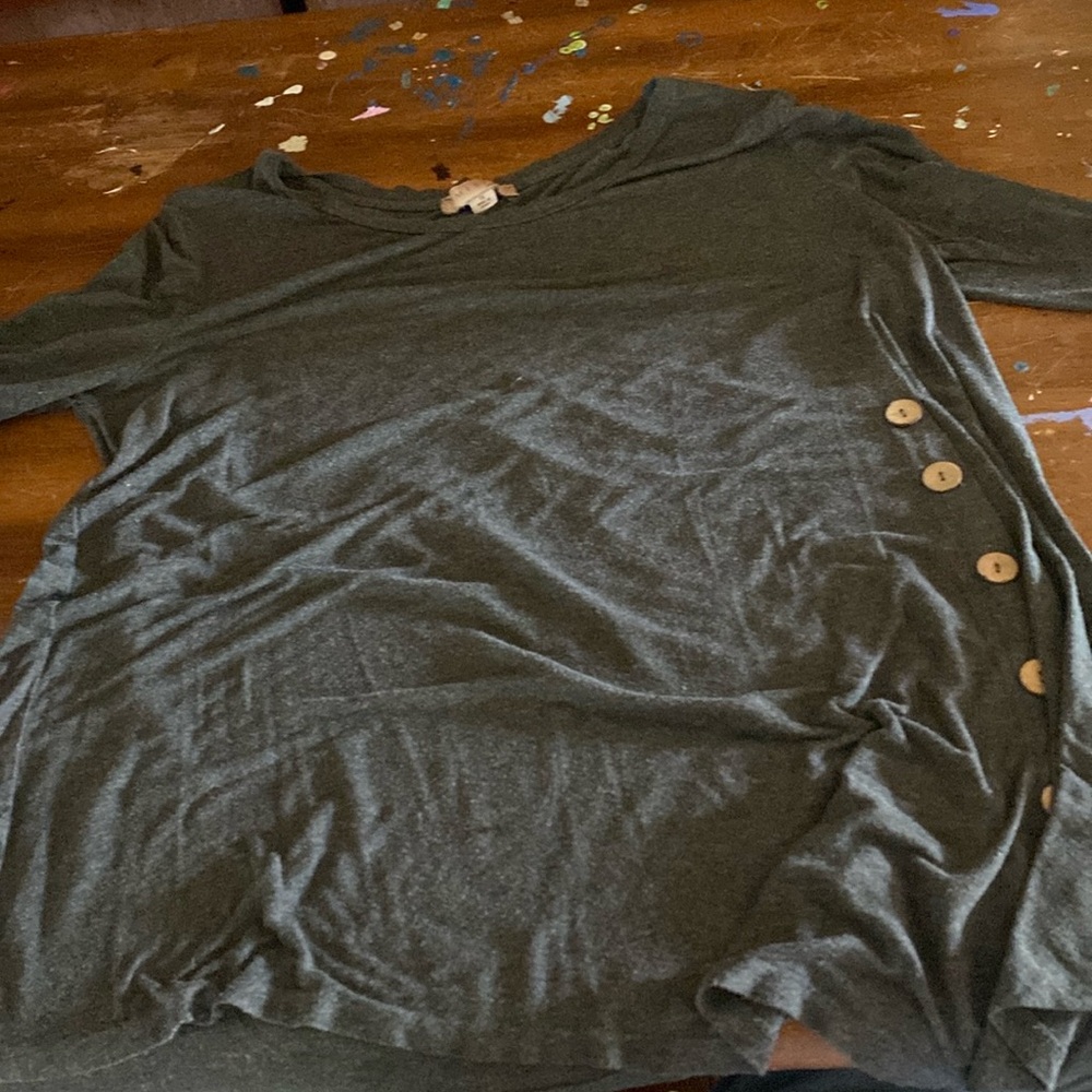 A long sleeve shirt to wear with leggings